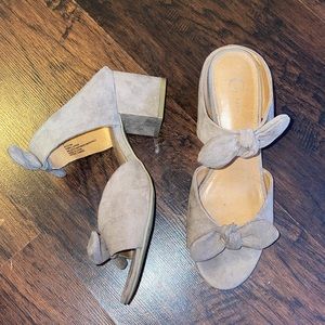 Gray Cato thick heel, size 7